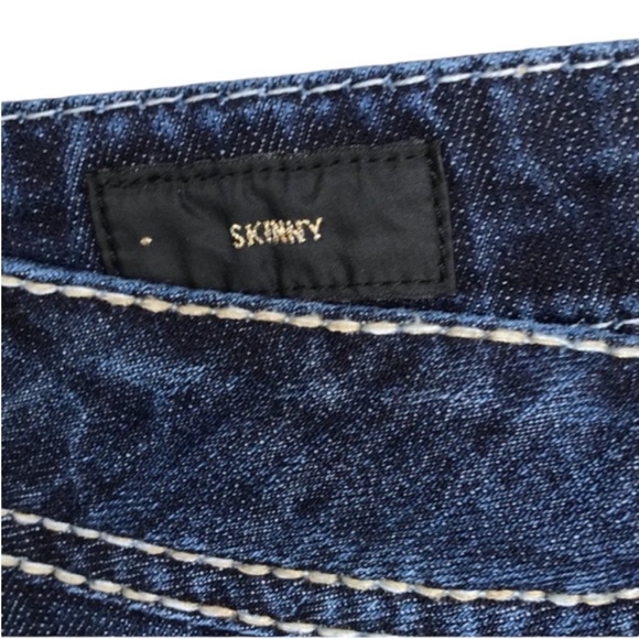 Torrid Skinny Dark Blue Zip Up Jeans With Pockets Size 26 - Picture 4 of 7